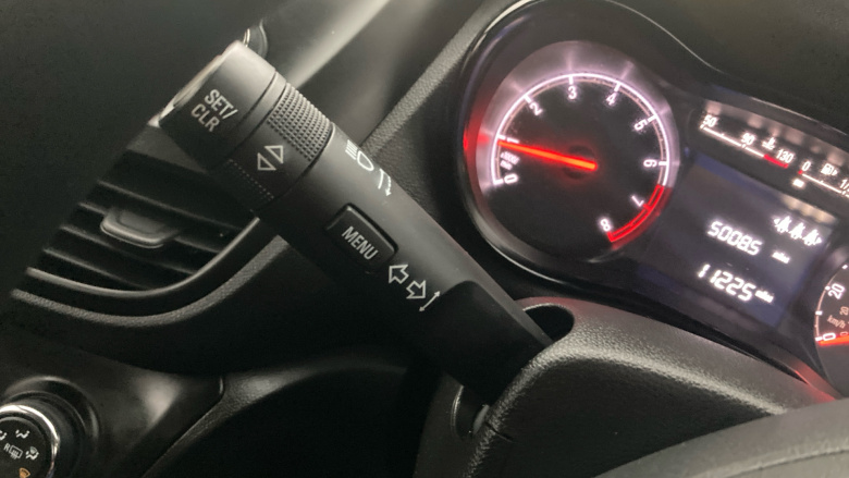 Vauxhall Viva 1.0 [73] SE 5dr [A/C] Petrol Hatchback